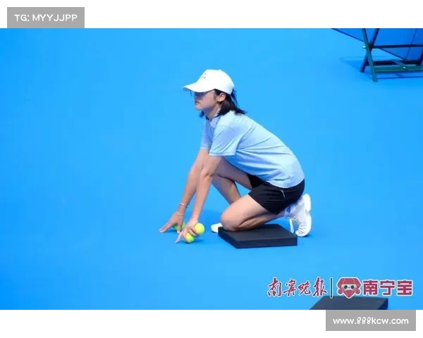 激烈对决,网球盛宴来袭!全新赛事亮相,精彩瞬间不容错过,快来加入这场网球狂欢! 激烈对决,网球盛宴来袭!全新赛事亮相,精彩瞬间不容错过,快来加入这场网球狂欢!